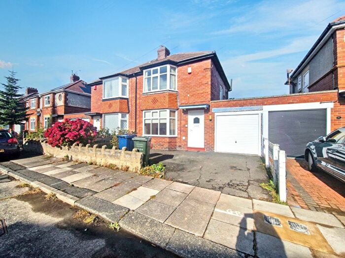 2 Bedroom Semi-Detached House To Rent In Ridgewood Villas, Gosforth, Newcastle Upon Tyne, NE3