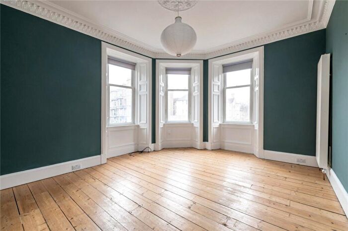 2 Bedroom Apartment To Rent In Easter Road, Edinburgh, Midlothian, EH6