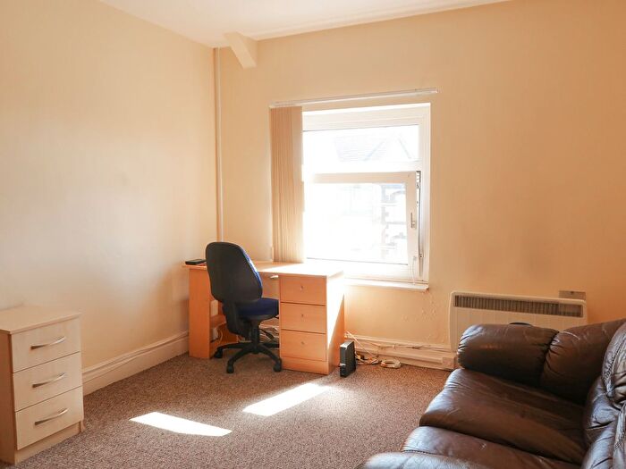 1 Bedroom Flat To Rent In Bryn Road, Swansea, SA2