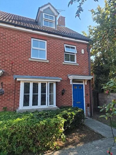 3 Bedroom Property To Rent In Rotary Gardens, Gillingham, ME7