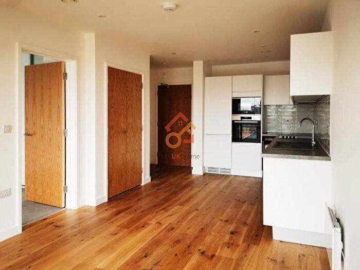 1 Bedroom Flat For Sale In The Axium, Windmill Street, Birmingham, B1