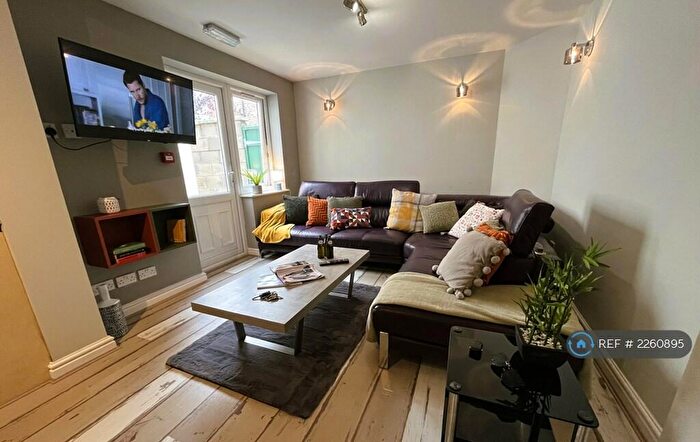 5 Bedroom Terraced House To Rent In Blantyre Road, Liverpool, L15