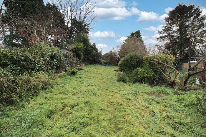 2 Bedroom Detached Bungalow To Rent In Avon Road, Southampton, SO18