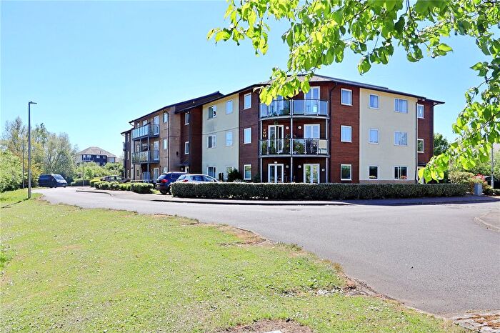 2 Bedroom Flat For Sale In Pye Bridge End, Broughton, MK10