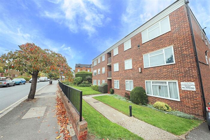 1 Bedroom Flat For Sale In Harefield Road, North Uxbridge, UB8
