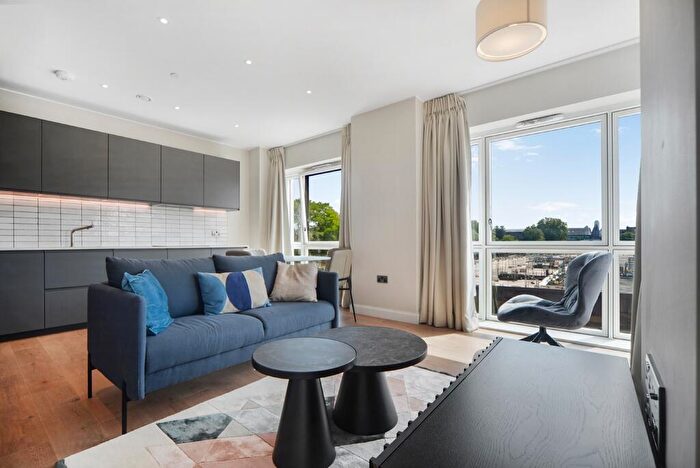 1 Bedroom Apartment To Rent In Zinc Street Sugar House Island, E15