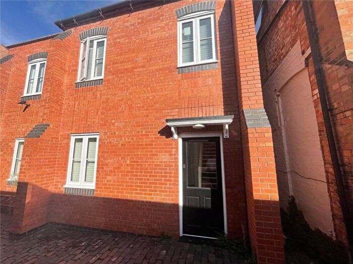 1 Bedroom Apartment To Rent In Augusta Place, Leamington Spa, Warwickshire, CV32