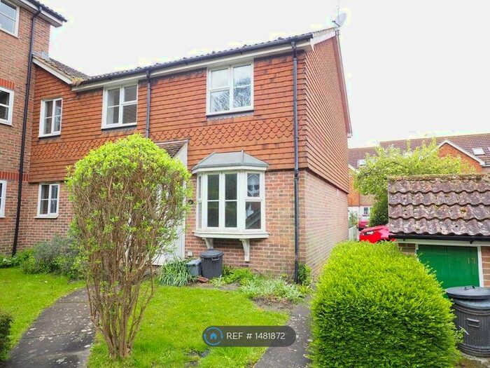 2 Bedroom Semi-Detached House To Rent In Court Road, Lewes, BN7