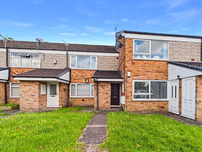 1 Bedroom Flat To Rent In Tintern Avenue, Tyldesley, M29
