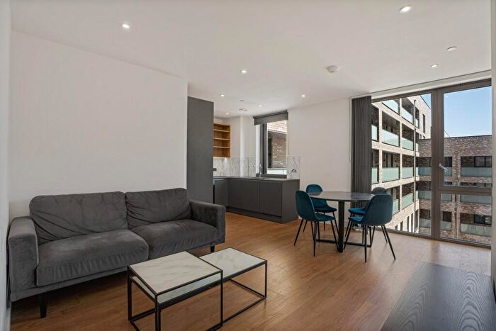 1 Bedroom Flat For Sale In Blair Street, East India And Lansbury, E14