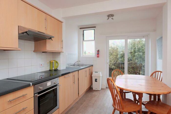 4 Bedroom Terraced House To Rent In Ewhurst Road, Brighton, BN2
