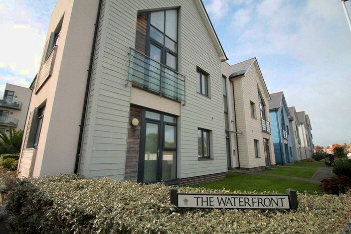 1 Bedroom Apartment To Rent In The Waterfront, Chichester House, Goring By Sea, BN12