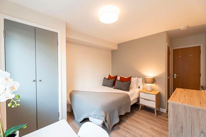 4 Bedroom Flat To Rent In Falconar Street, Newcastle, NE2