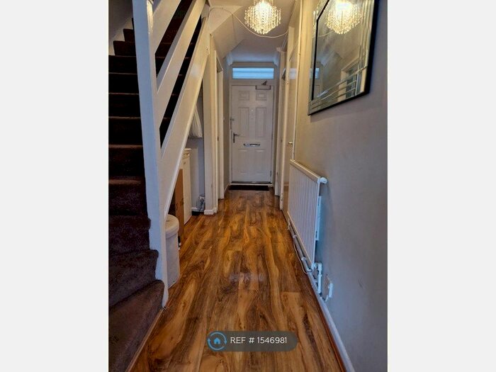 3 Bedroom Maisonette To Rent In Sabella Court, London, E3