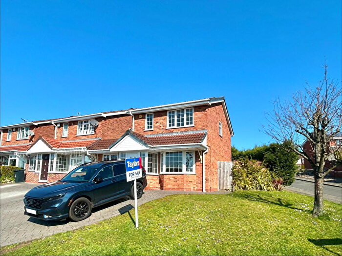 4 Bedroom Detached House For Sale In Belvoir Close, Milking Bank, Dudley, DY1