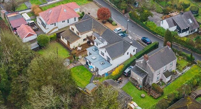 4 Bedroom Semi-detached House For Sale In Bishopston Road, Bishopston, Swansea, City And County Of Swansea., SA3