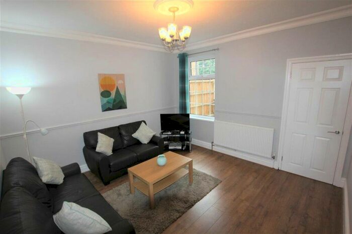 3 Bedroom House To Rent In Cobden Street, DE22