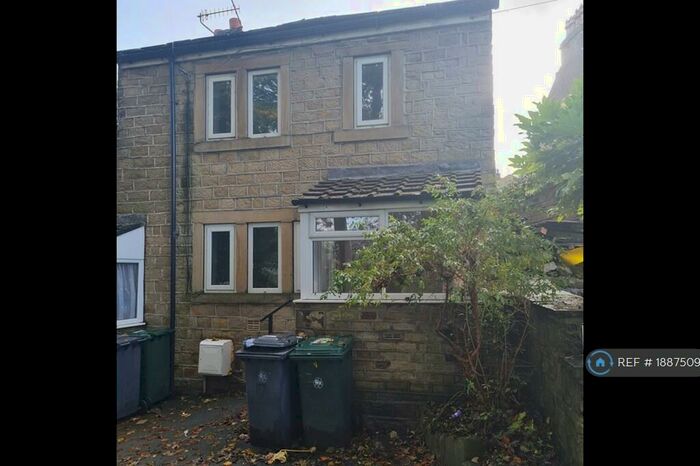 3 Bedroom End Of Terrace House To Rent In Belmont Street, Huddersfield, HD7