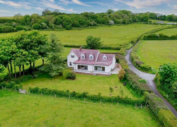 4 Bedroom Detached House For Sale In Tafarn Bach Farm, Trerhyngyll, Vale Of Glamorgan, CF71
