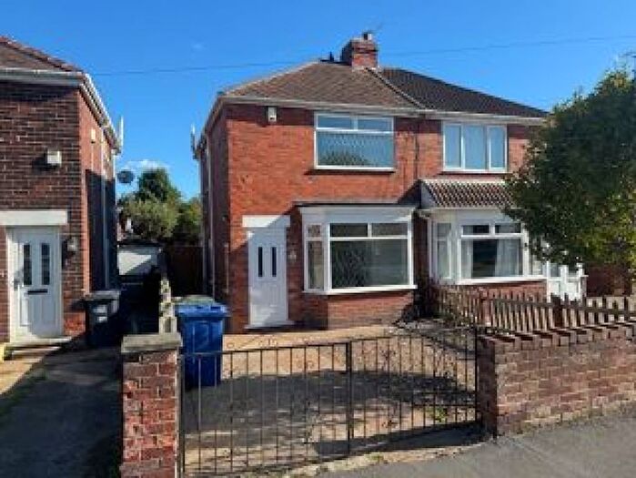 2 Bedroom Semi-Detached House To Rent In Crompton Avenue, Doncaster, DN5