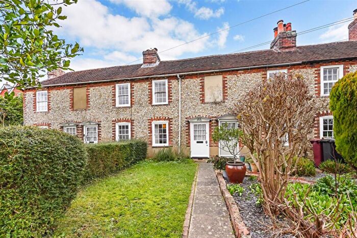 2 Bedroom House To Rent In Fishbourne Road West, Fishbourne, PO19