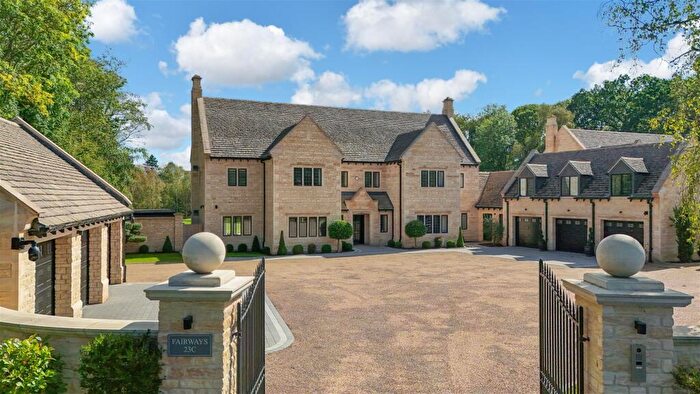 5 Bedroom Detached House For Sale In Sywell Road, Overstone, Northampton, NN6