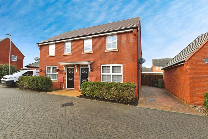 3 Bedroom Semi-Detached House For Sale In Field Fare Road, Southminster, Essex, CM0
