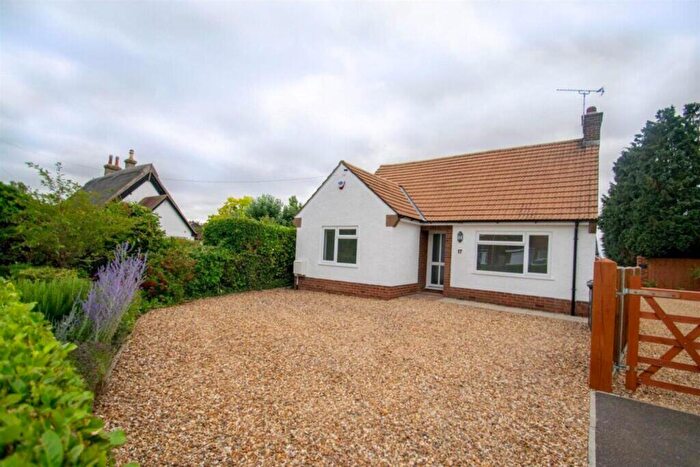 3 Bedroom Detached Bungalow To Rent In Holly Walk, Silsoe, MK45