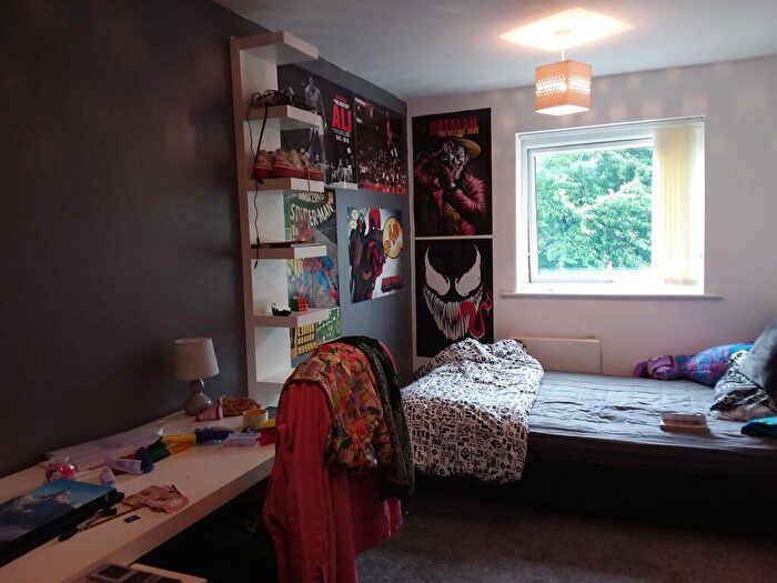 2 Bedroom Flat To Rent In Apartment, Denmark Road, Manchester, M15
