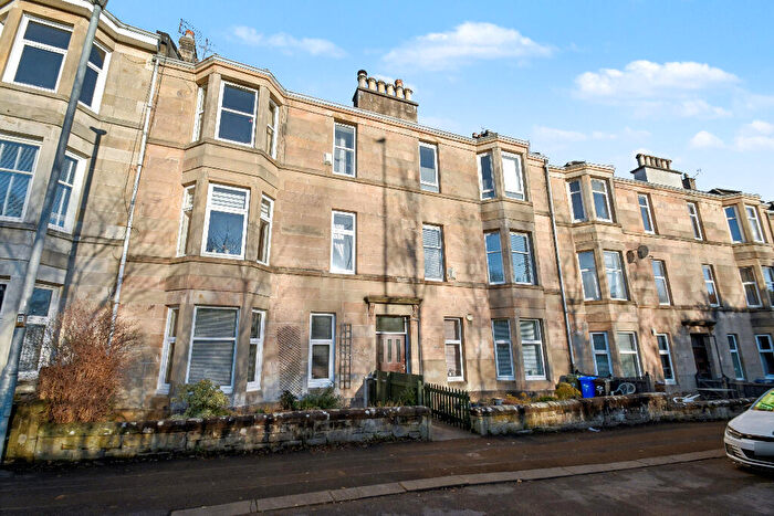 1 Bedroom Flat For Sale In Mavisbank Terrace, Paisley, Renfrewshire, PA1