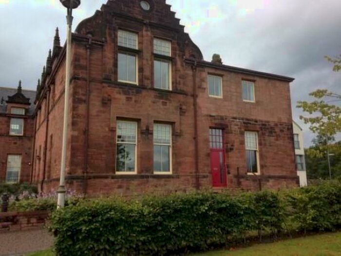 3 Bedroom Flat To Rent In Gartloch Avenue, Gartcosh, G69