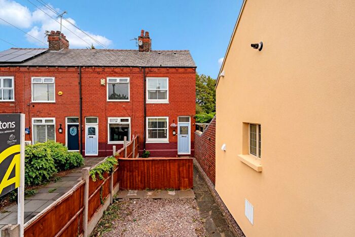 2 Bedroom End Terrace House For Sale In Farnworth Street, Widnes, WA8