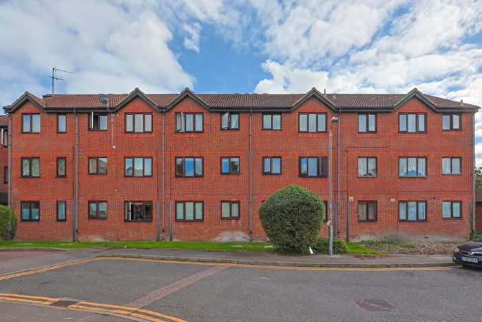 1 Bedroom Flat For Sale In Parsonage Road, Grays, RM20