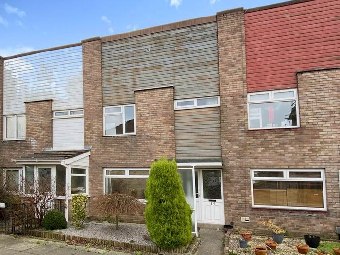 2 Bedroom Terraced House To Rent In Oak Road, Rogerstone, Newport, NP10