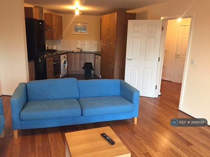 2 Bedroom Flat To Rent In Poplar Place, London, SE28