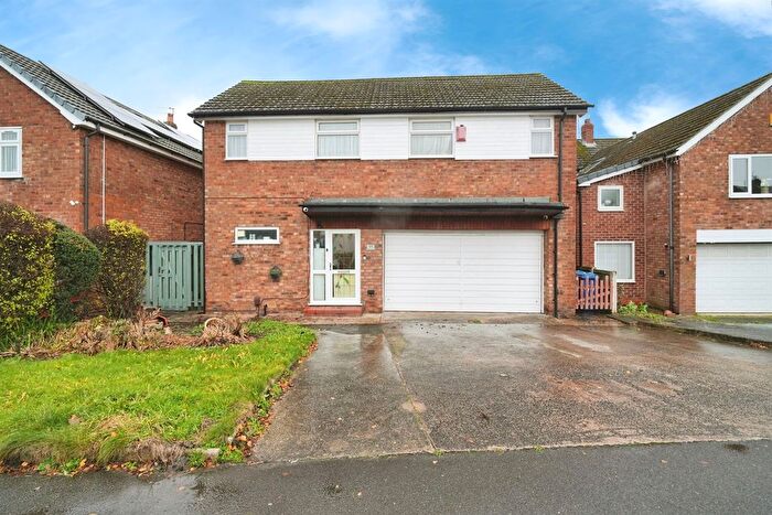 4 Bedroom Detached House For Sale In Gillbent Road, Cheadle Hulme, SK8