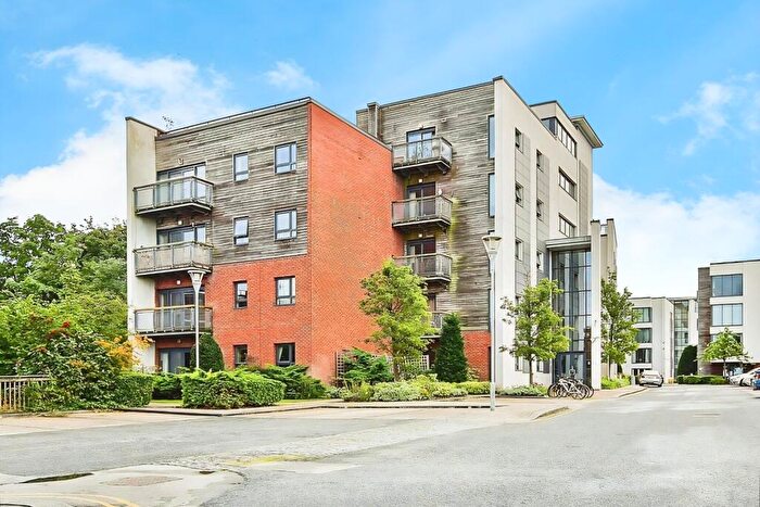 2 Bedroom Apartment For Sale In Wilmslow Road, Manchester, Greater Manchester, M20