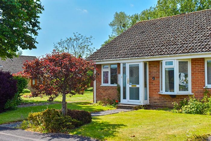 2 Bedroom Bungalow For Sale In Little Dene Copse, Pennington, Lymington, SO41