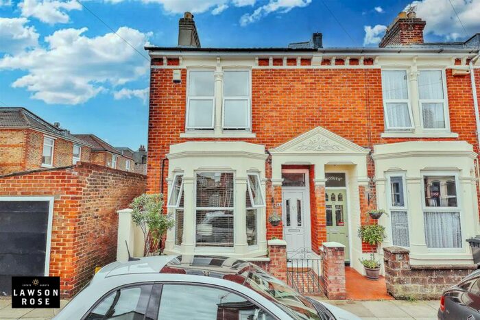 3 Bedroom End Of Terrace House To Rent In Empshott Road, Southsea, PO4
