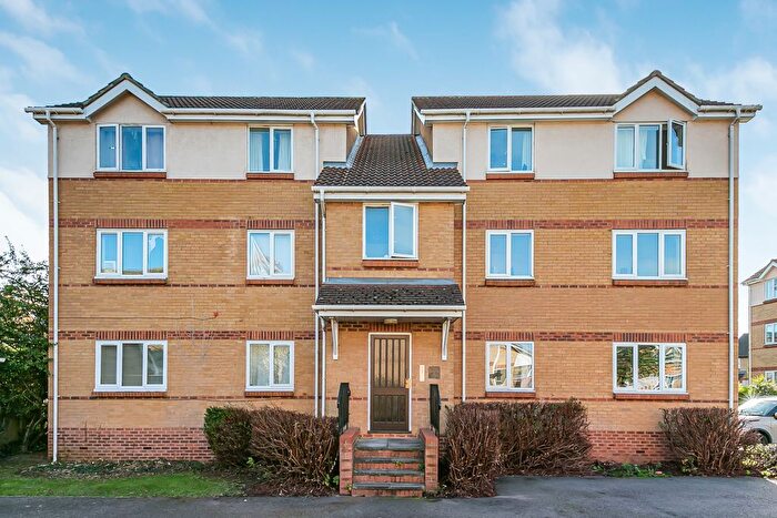 2 Bedroom Flat For Sale In Mead Court, Egham, Surrey, TW20
