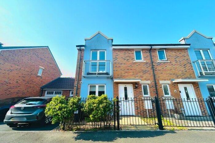 3 Bedroom Semi-Detached House To Rent In Rapide Way, Weston-Super-Mare, BS24