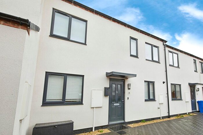 2 Bedroom Terraced House For Sale In Guild Terrace, Burton-On-Trent, DE14