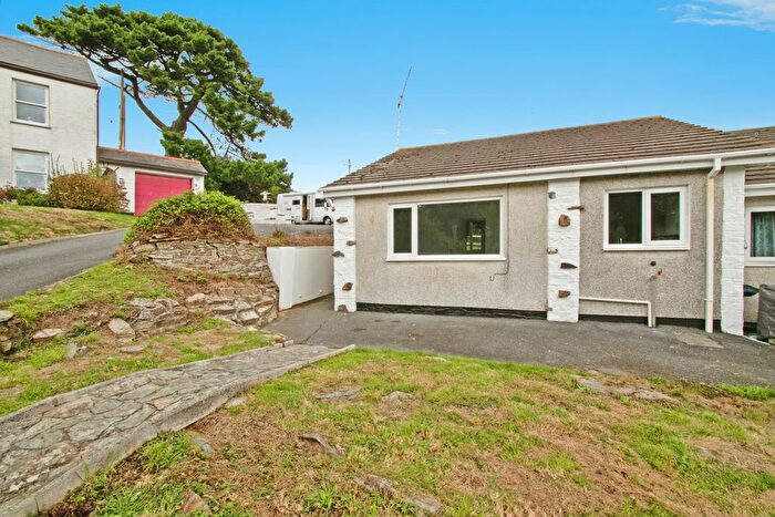 2 Bedroom Bungalow For Sale In Porth Valley Cottages, Trevelgue, Porth, Newquay, TR8