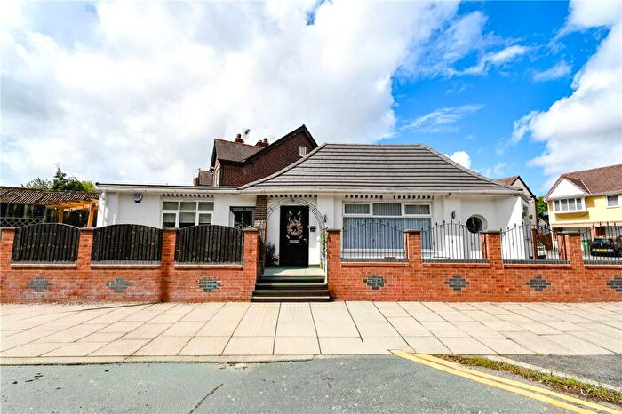 2 Bedroom Bungalow For Sale In Old Chester Road, Bebington, Wirral, CH63
