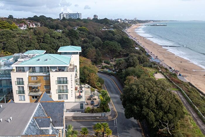 3 Bedroom Flat To Rent In Studland Road, Bournemouth, BH4