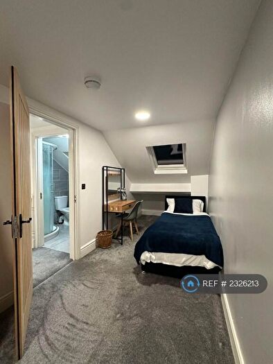 2 Bedroom Terraced House To Rent In Elm Park Road, Reading, RG30