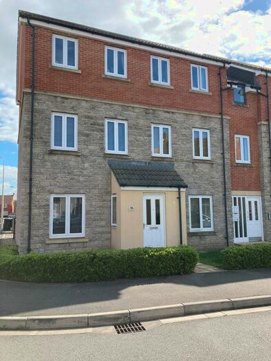 2 Bedroom Flat To Rent In Kent Avenue, West Wick, Weston-Super-Mare, BS24