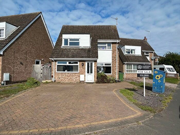 3 Bedroom Detached House For Sale In Cock Close Road, Yaxley, PE7