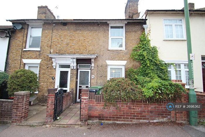 2 Bedroom Terraced House To Rent In Perryfield Street, Maidstone, ME14