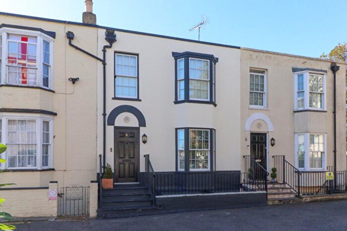 4 Bedroom Terraced House For Sale In Caroline Square, Margate, CT9